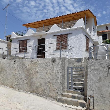 Α Peaceful Nest Apartment Volímai Exterior foto