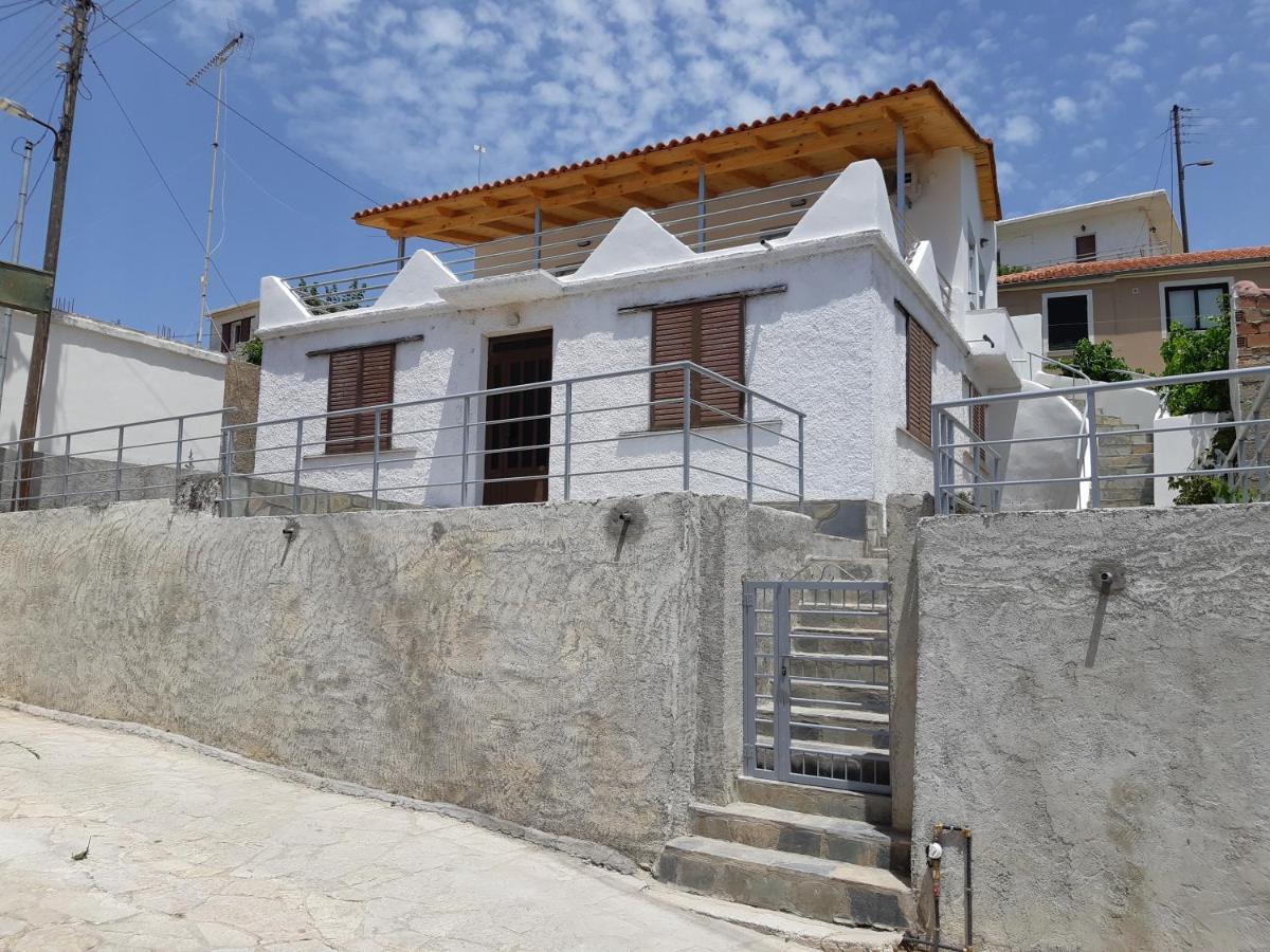 Α Peaceful Nest Apartment Volímai Exterior foto